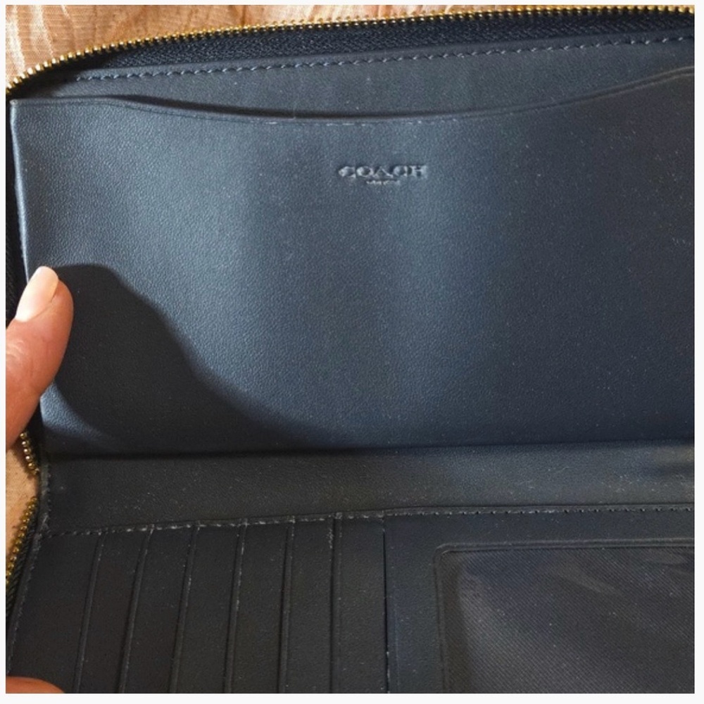 Coach Checkered Wallet in Navy and Cream - Picture 3 of 3